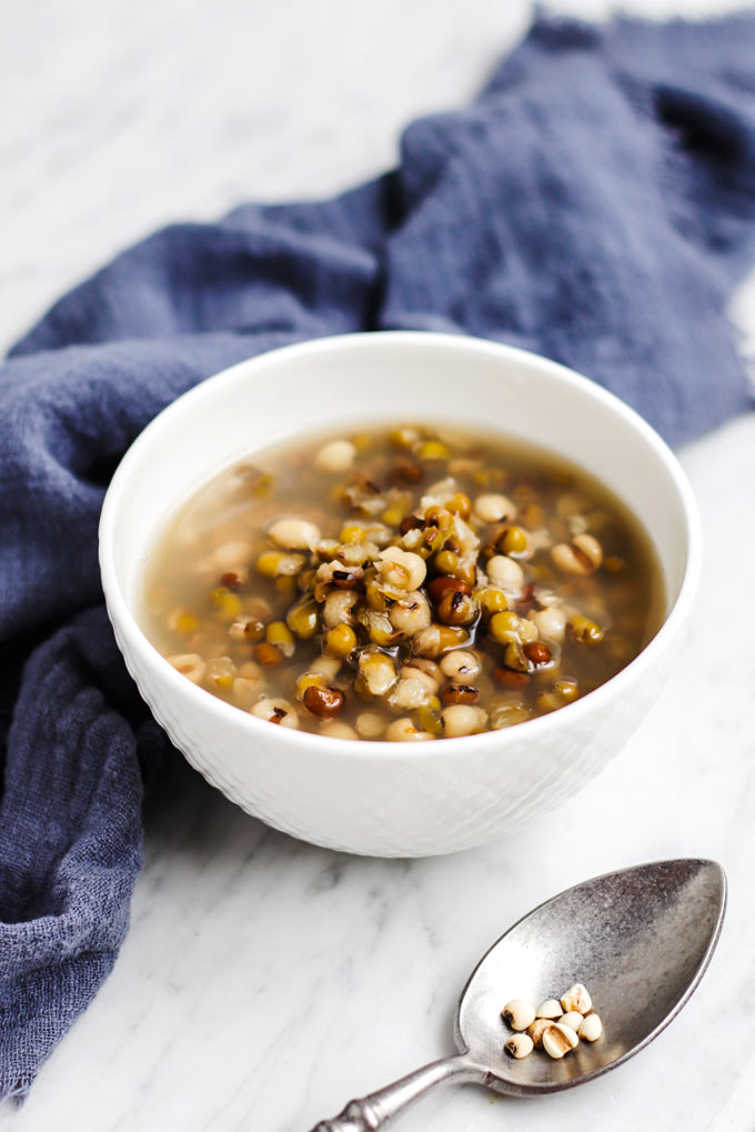 綠豆薏仁湯 Mung Bean Job’s Tears Sweet Soup