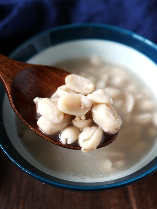 自製傳統花生湯 Sweet Peanut Soup width=