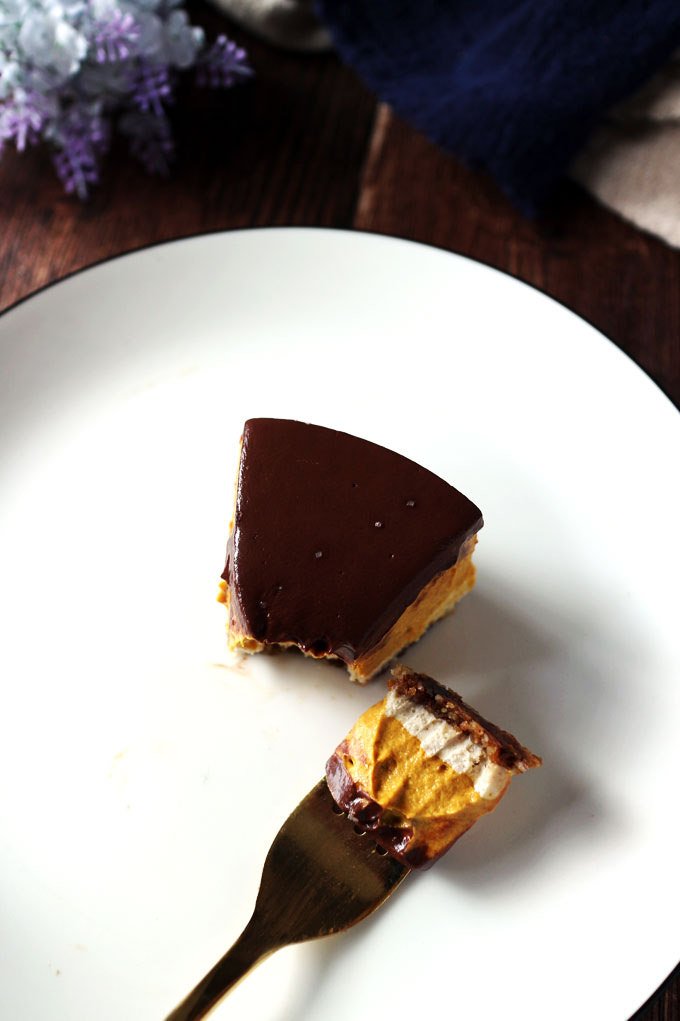 Vegan Chocolate Pumpkin Cheesecake (No-Bake)
