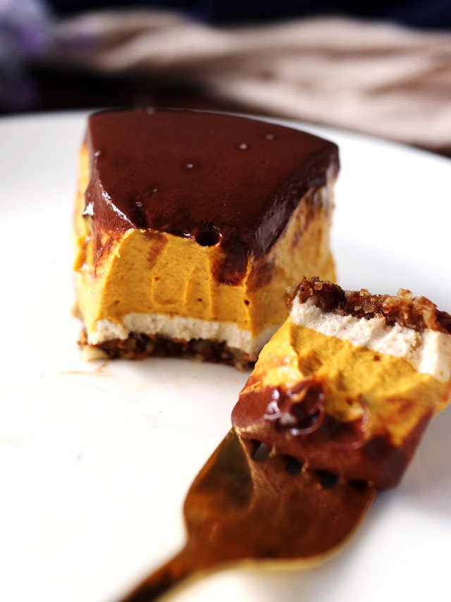 全素巧克力南瓜乳酪蛋糕 (免烤) Vegan Chocolate Pumpkin Cheesecake (No-Bake)