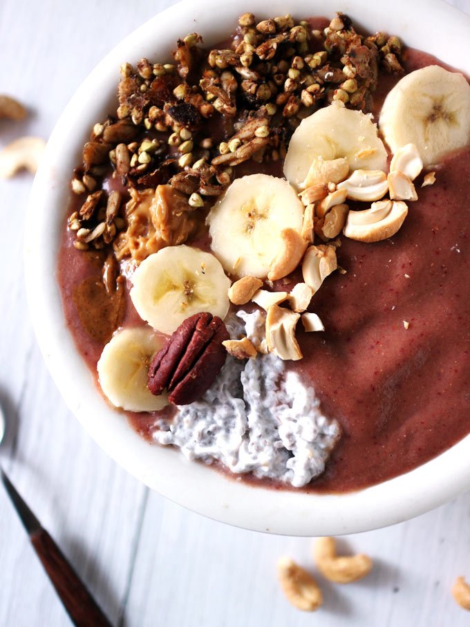 Smoothie Bowls with Chopped Cashews