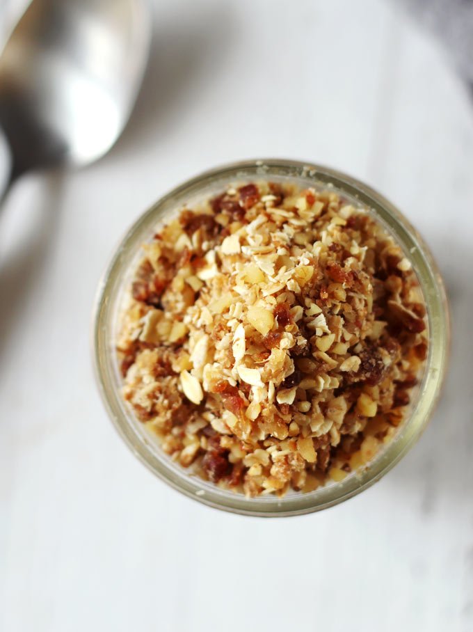 3-Ingredient Rawnola (Raw Granola)