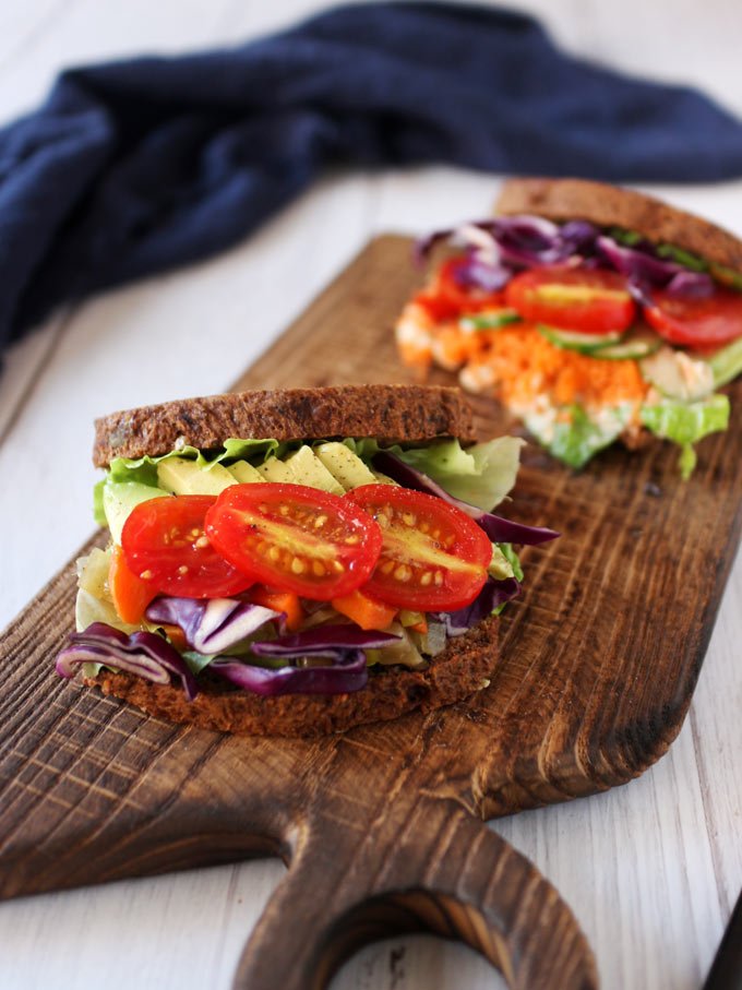 輕食酪梨鷹嘴豆泥三明治 Avocado & Hummus Sandwich - Light Meal for Summer! 6 酪梨鷹嘴豆泥三明治 (純素) Avocado and Hummus Sandwich (Vegan)