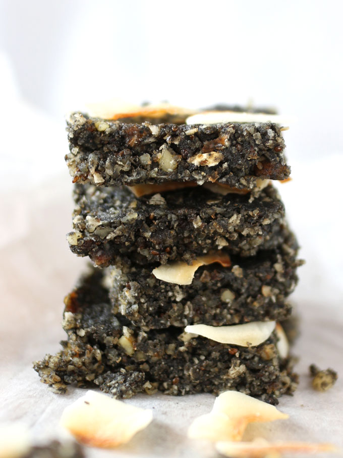 Black Sesame Energy Bars (5 ingredients) 5 黑芝麻能量棒 Black Sesame Energy Bars