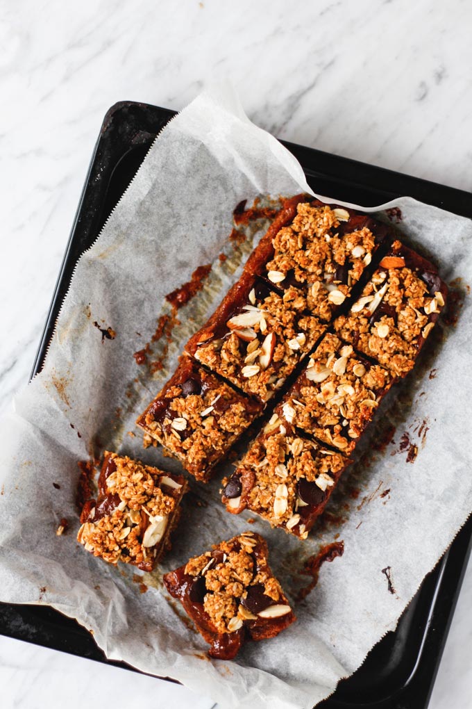 巧克力焦糖燕麥方塊 Vegan Chocolate Caramel Oat Bars 8 巧克力焦糖燕麥方塊 Vegan Chocolate Caramel Oat Bars