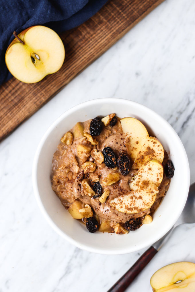 Apple Raisin Oatmeal Porridge 3 Apple Raisin Oatmeal