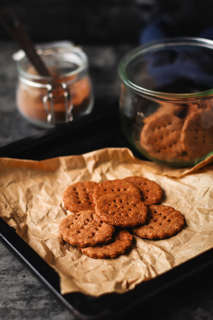 Vegan Speculoos Dutch Spiced Cookies