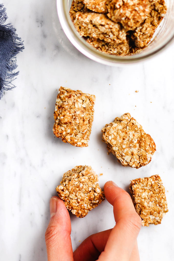 Crunchy Oat Squares (vegan + 8 ingredients, High-fiber) 3 酥脆燕麥方塊 Crunchy Oat Squares