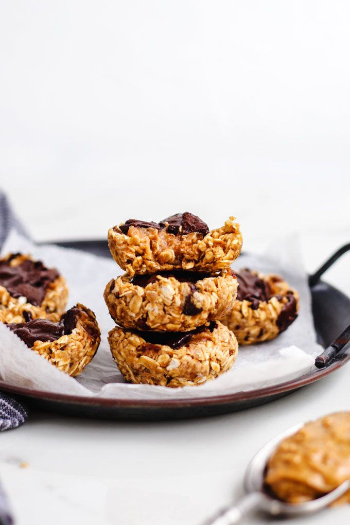 Chocolate Peanut Butter Oatmeal Cups (5 ingredients + no-bake) 9 巧克力花生醬燕麥杯 Chocolate Peanut Butter Oatmeal Cups