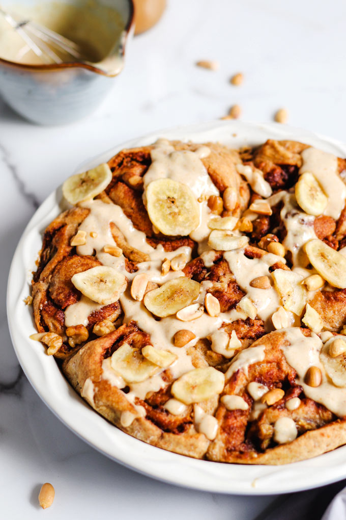 Vegan Chunky Monkey Cinnamon Rolls 11 全素花生醬香蕉肉桂捲 Vegan Chunky Monkey Cinnamon Rolls