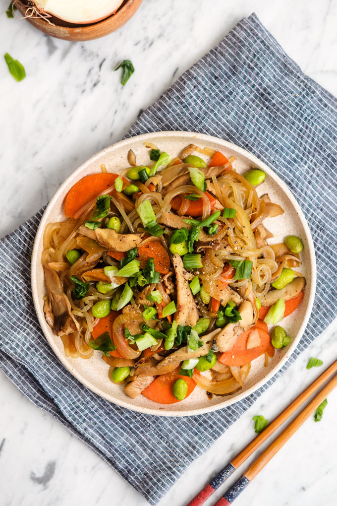 炒菇韓式拌冬粉 Asian Stir-fry Glass Noodles with Mushroom