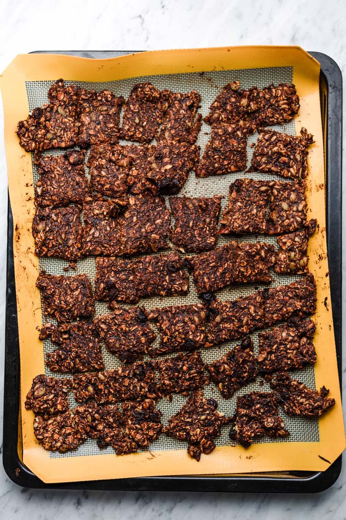 健康簡單加州梅芝麻醬燕麥棒 Crunchy Prune Tahini Granola Bars