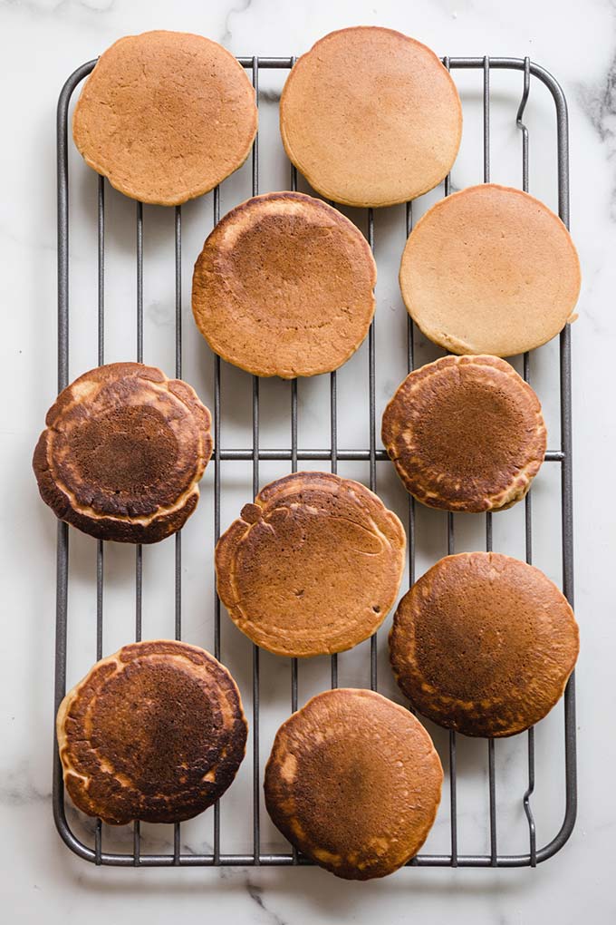 Vegan Dorayaki (Japanese Pancake with Azuki Bean Paste + Black Sesame Filling) 3 全植物純素全麥銅鑼燒 紅豆餡+黑芝麻 Vegan Dorayaki