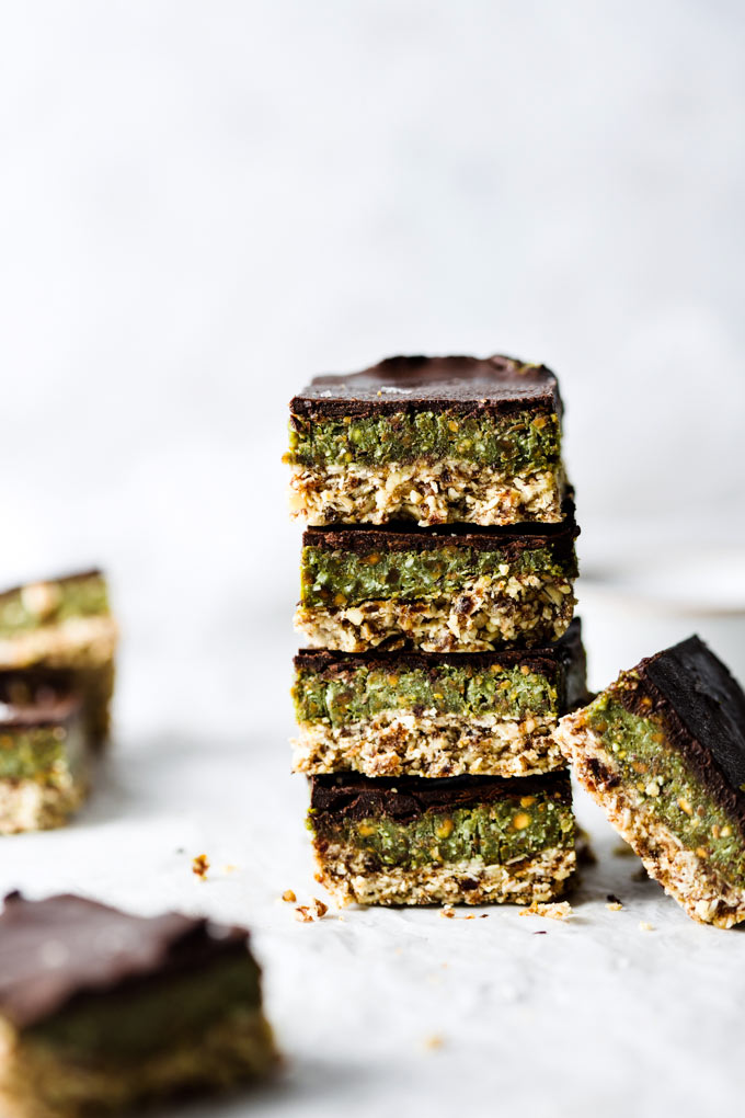 純素巧克力開心果棒（免烤）Vegan Chocolate Pistachio Bars (No-bake)