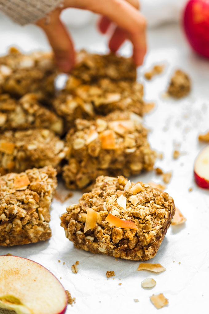 純素蘋果烤酥條 (無麩質) Vegan Apple Crumble Bars 2 純素蘋果烤酥條 (無麩質) Vegan Apple Crumble Bars