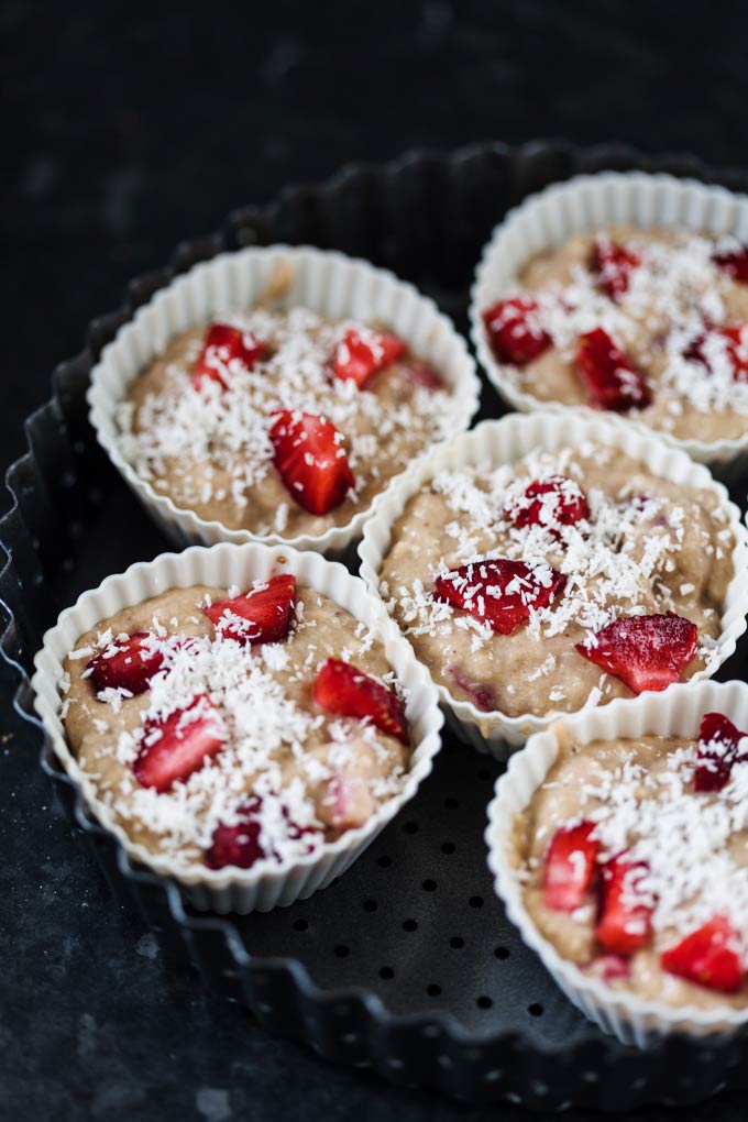 純素草莓香蕉瑪芬 (無麩質, 無油) Vegan Strawberry Banana Muffins