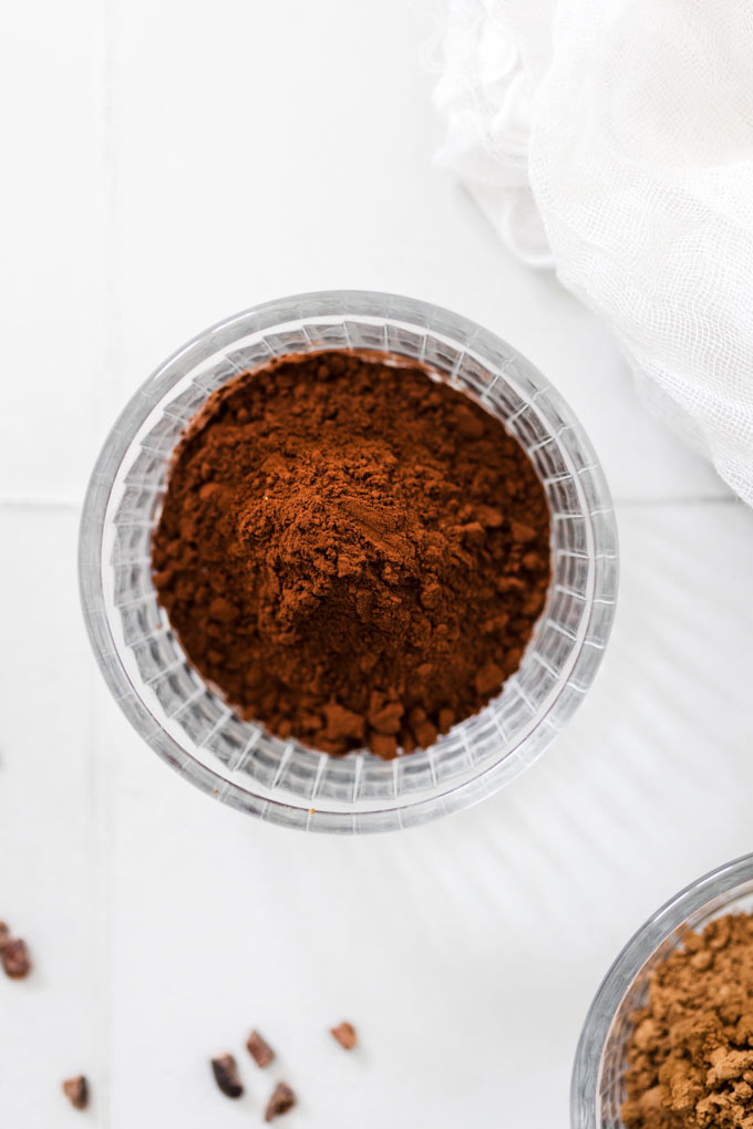 鹼化可可粉與未鹼化可可粉的差異 Dutch Processed Vs. Natural Cocoa Powder