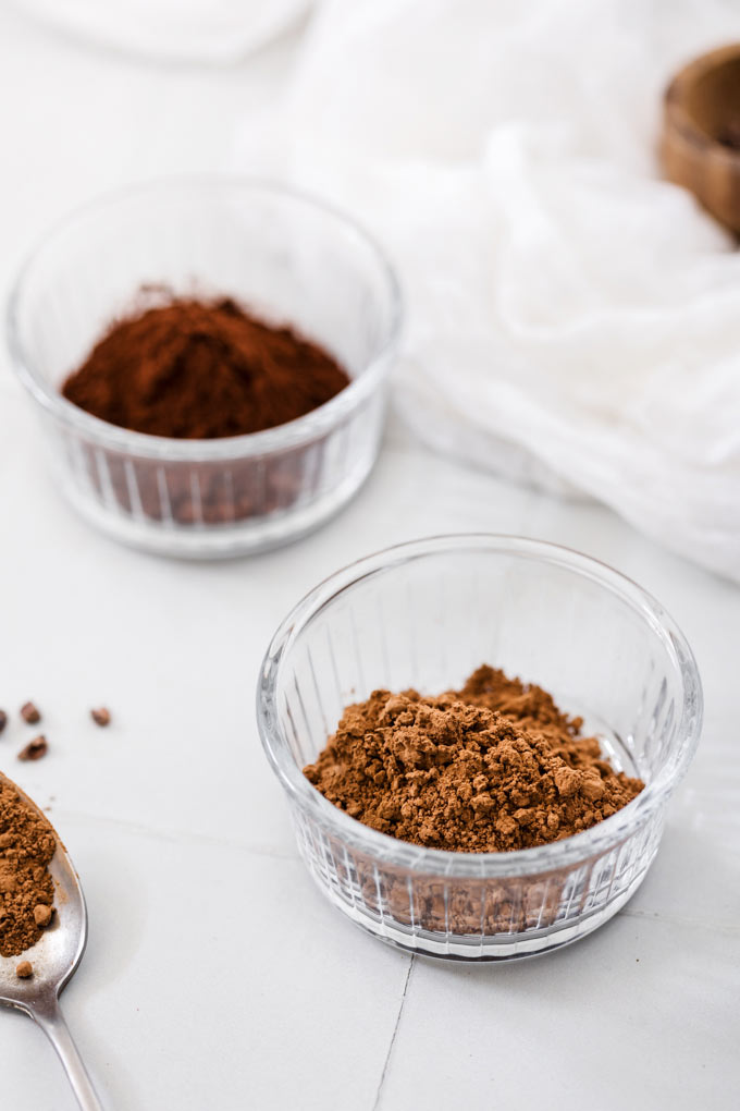 鹼化可可粉與未鹼化可可粉的差異 Dutch Processed Vs. Natural Cocoa Powder