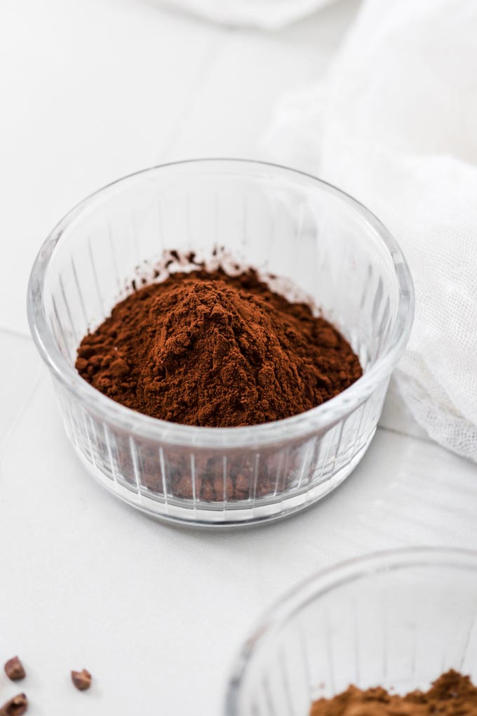 鹼化可可粉與未鹼化可可粉的差異 Dutch Processed Vs. Natural Cocoa Powder