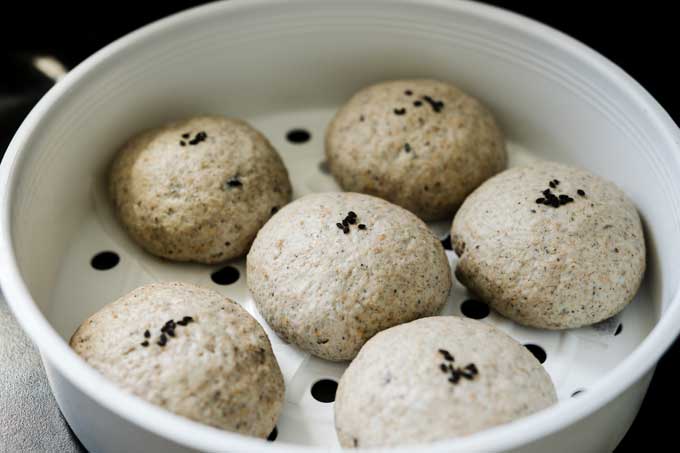 全素全麥黑芝麻包 Vegan Wholewheat Black Sesame Steamed Buns
