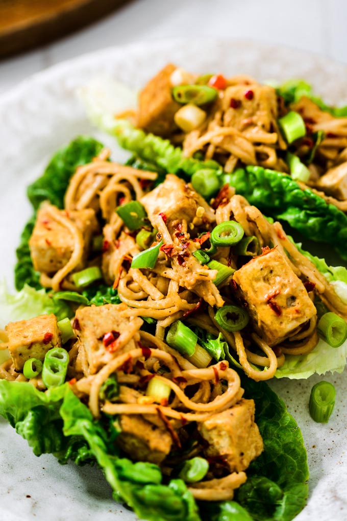 全植物花生醬豆腐生菜捲 Vegan Peanut Butter Tofu Lettuce Wraps