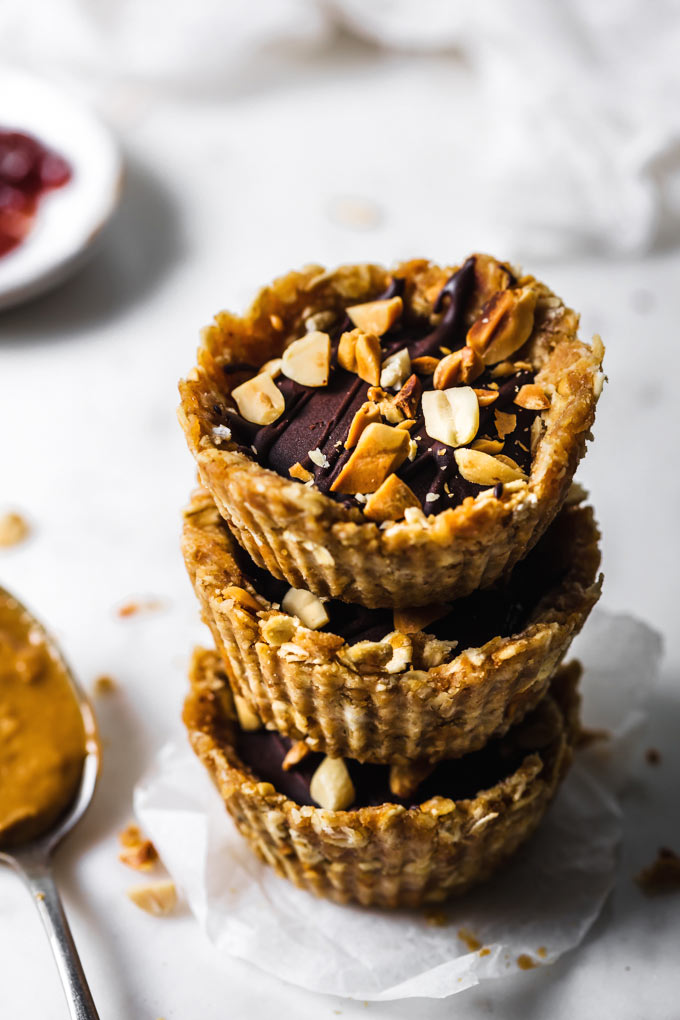 全素花生醬果醬燕麥杯 Vegan PB&J Oatmeal Cups