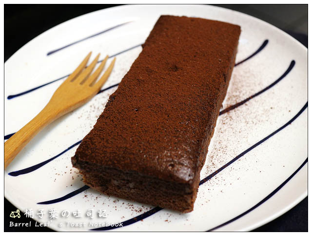 【試作】古典巧克力蛋糕 Classic Chocolate Cake《金牌主廚的法式甜點》