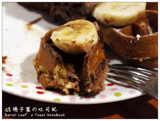 【捷運市政府站】Hana Cafe (誠品信義店) -- 意外品嚐到聞名已久的水滴鬆餅