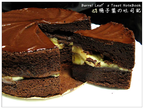 【宅配】布雷夫手作烘焙．巧克力香蕉蛋糕．紫米釀三寶麵包 -- 濃郁不膩的巧克力+養生不油的麥香麵包