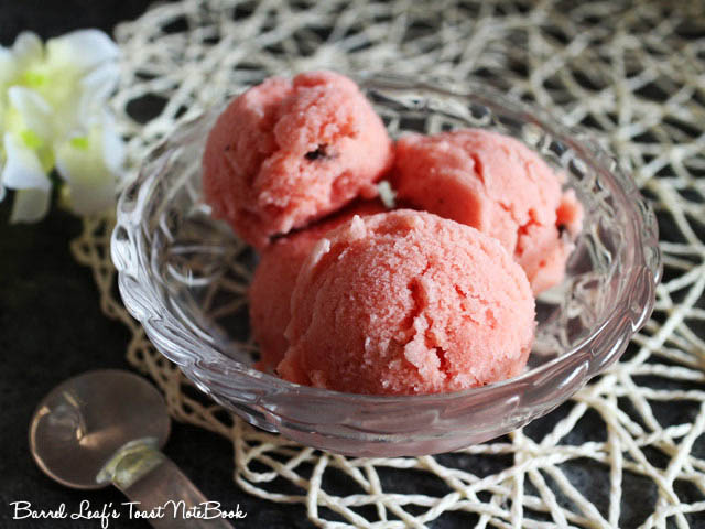 【食譜+實作影片】西瓜冰淇淋｜兩樣食材 (全素) 2-Ingredient Watermelon Ice Cream (Vegan)