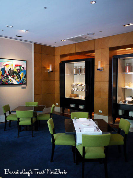ambassador-hotel-aqua-lounge-buffet (3)