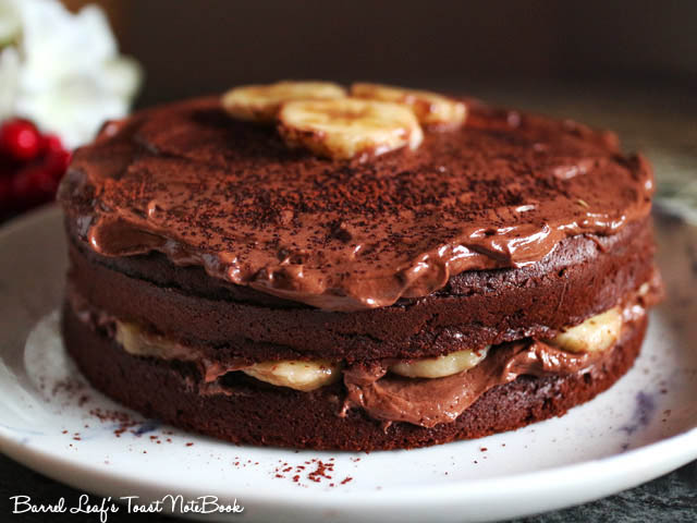 【食譜】香蕉摩卡巧克力蛋糕 + 摩卡奶油霜 Banana Mocha Chocolate Cake with Mocha Frosting