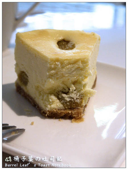 【捷運中山國中站】Rich Cake．冰釀白葡萄乳酪蛋糕．抹茶巧克力蛋糕 -- 舌尖留戀的成熟韻味