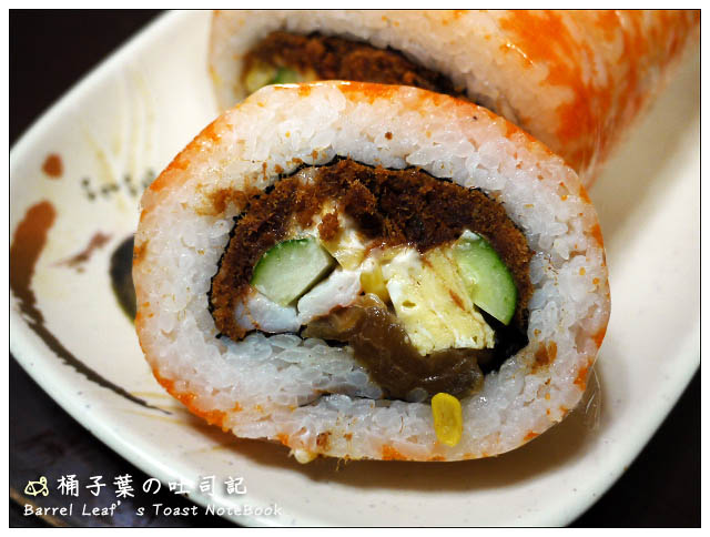 【台北萬華．西門站】三味食堂 -- CP值超高~超愛巨無霸花壽司
