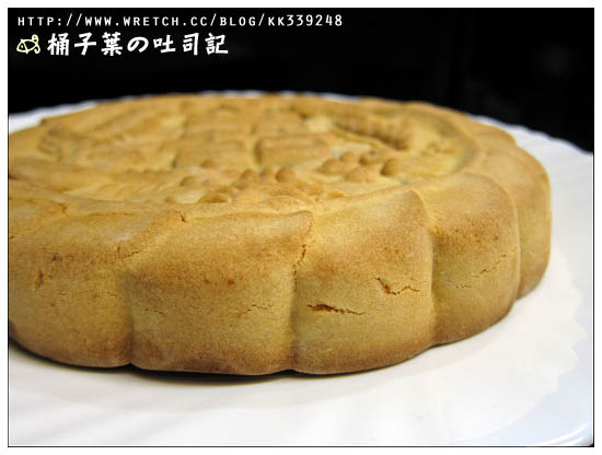 【烘焙點心】杜玉記百年傳統餅行．鳳梨椰果餅．米麻糬餅 -- 鹹甜紮實的傳統滋味