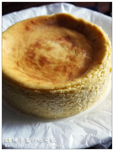 【宅配】La Vie 手工烘焙坊．經典重乳酪手工蛋糕 -- 濃郁紮實的真實鮮乳奶甜