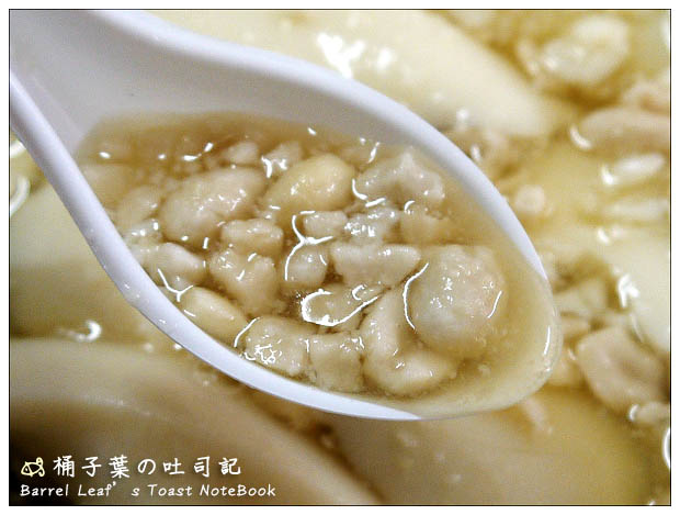 【台北公館站】龍潭豆花 -- 帶著微焦味的綿潤化口