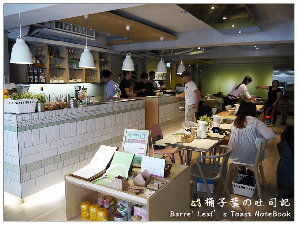 【輕食咖啡】台北市大安區│Fabrica 椅子 -- 能享受多國料理~同時感受十足設計感的悠閒處