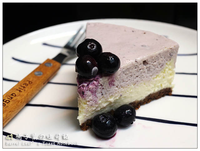 全素藍莓偽乳酪蛋糕 (免烤) Vegan Blueberry Layered Cheesecake (No-Bake)