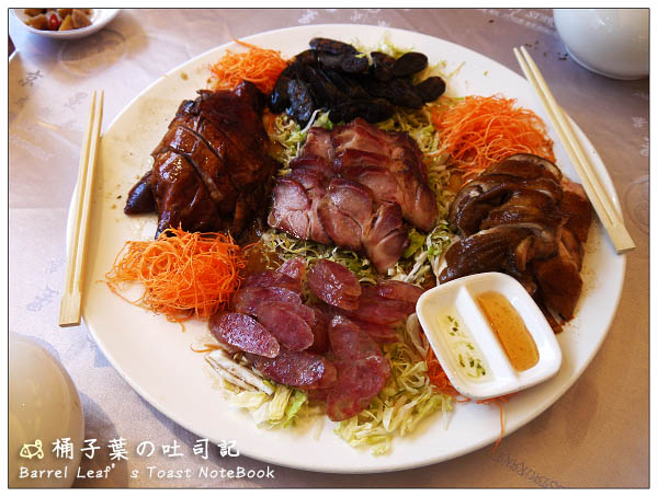 【捷運忠孝敦化站】京星港式飲茶 Part.2 -- 家聚吃桌菜~藏著驚豔美味的好吃燒臘