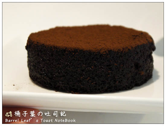 【捷運中山國中站】Rich Cake (三訪) -- 回味心中第一名的純巧克力蛋糕+預告新品嚐鮮