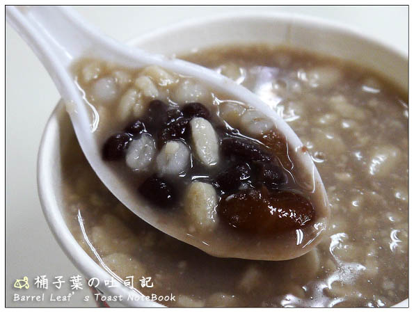 【新北板橋．府中站】全香豆花 -- 可以客製化的綜合甜湯,花生湯+紅豆湯+薏仁湯