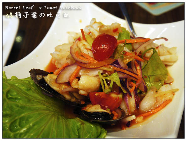【台北信義．捷運101/世貿站】BangkokJam 泰過熱時尚泰式料理 (ATT信義店) -- 調整過的不厚重泰口味