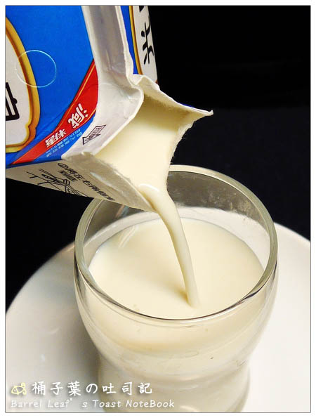 【包裝飲品】光泉植物奶高鈣鮮豆漿 -- 不輸牛奶的鈣質~還有女生好朋友大豆異黃酮
