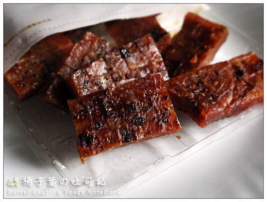 【零食點心】台中市│萬味軒．豬肉乾 -- 不油膩的爽口厚實滋味