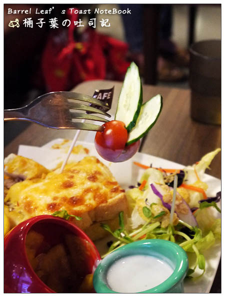 【捷運松江南京站】Tutti Café 圖比咖啡 (南京店) -- 大份量的美味早午餐+自製限量法式手工點心