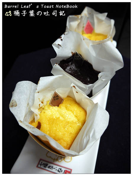 【甜點蛋糕】啃食物．半熟熔岩蛋糕 (改良後三款口味) -- 不過油膩的熱呼呼小點心