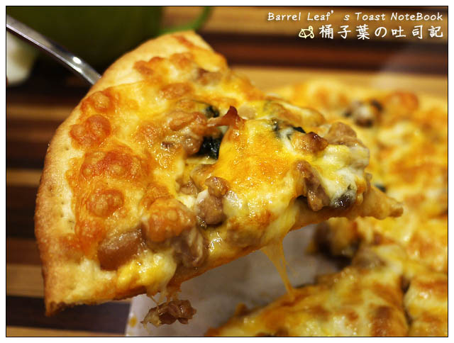 【捷運小巨蛋站】迷你恩創意披薩 Million Pizza -- 台菜融入披薩~意外的創意美味